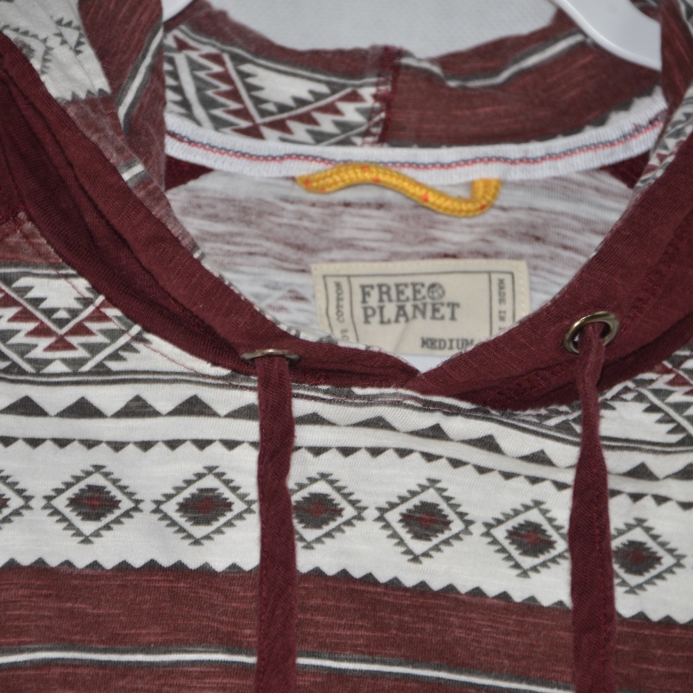 Free Planet Women's Maroon Pullover Hoodie - Picture 4 of 5
